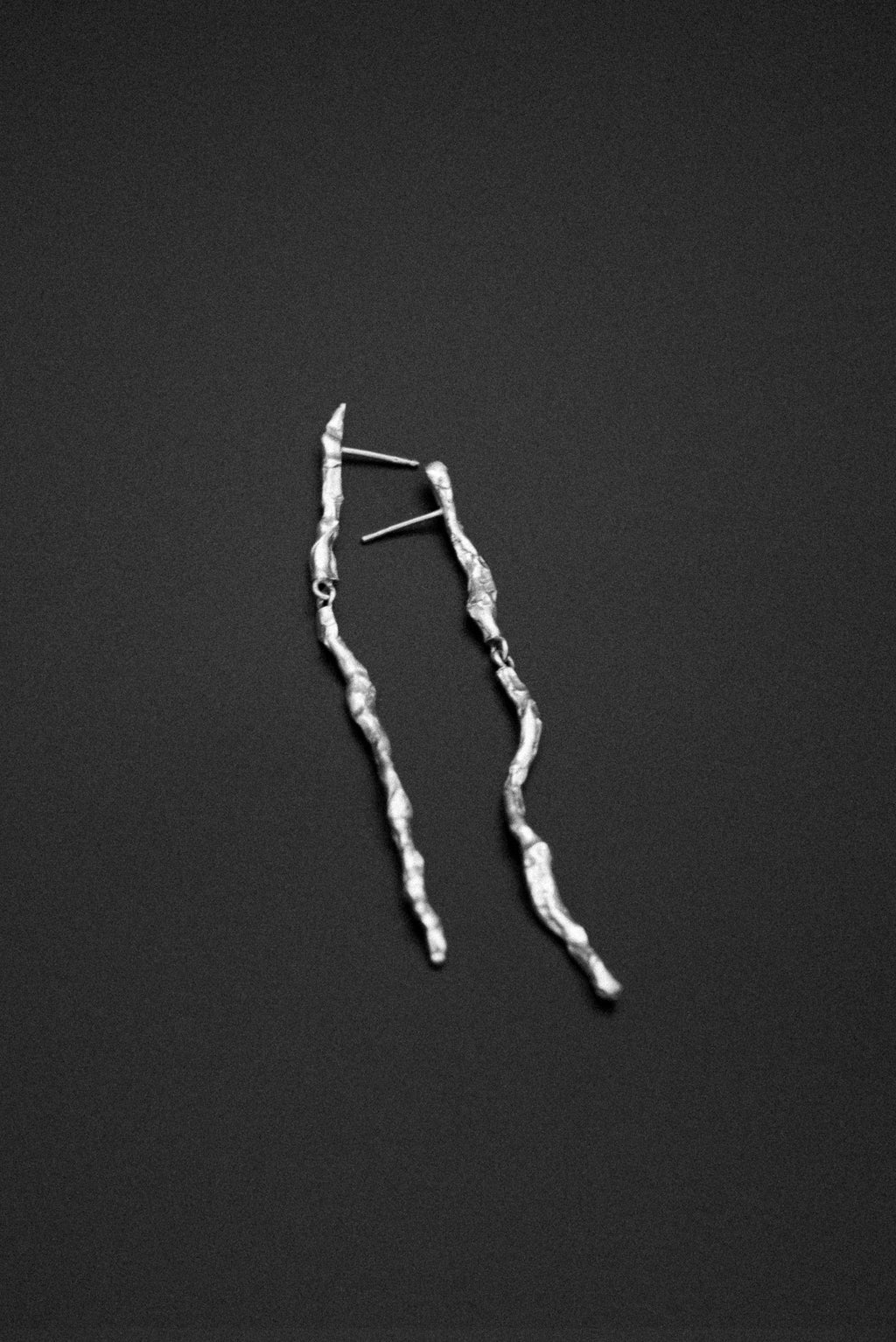 08 Aros | Earrings  R Mov