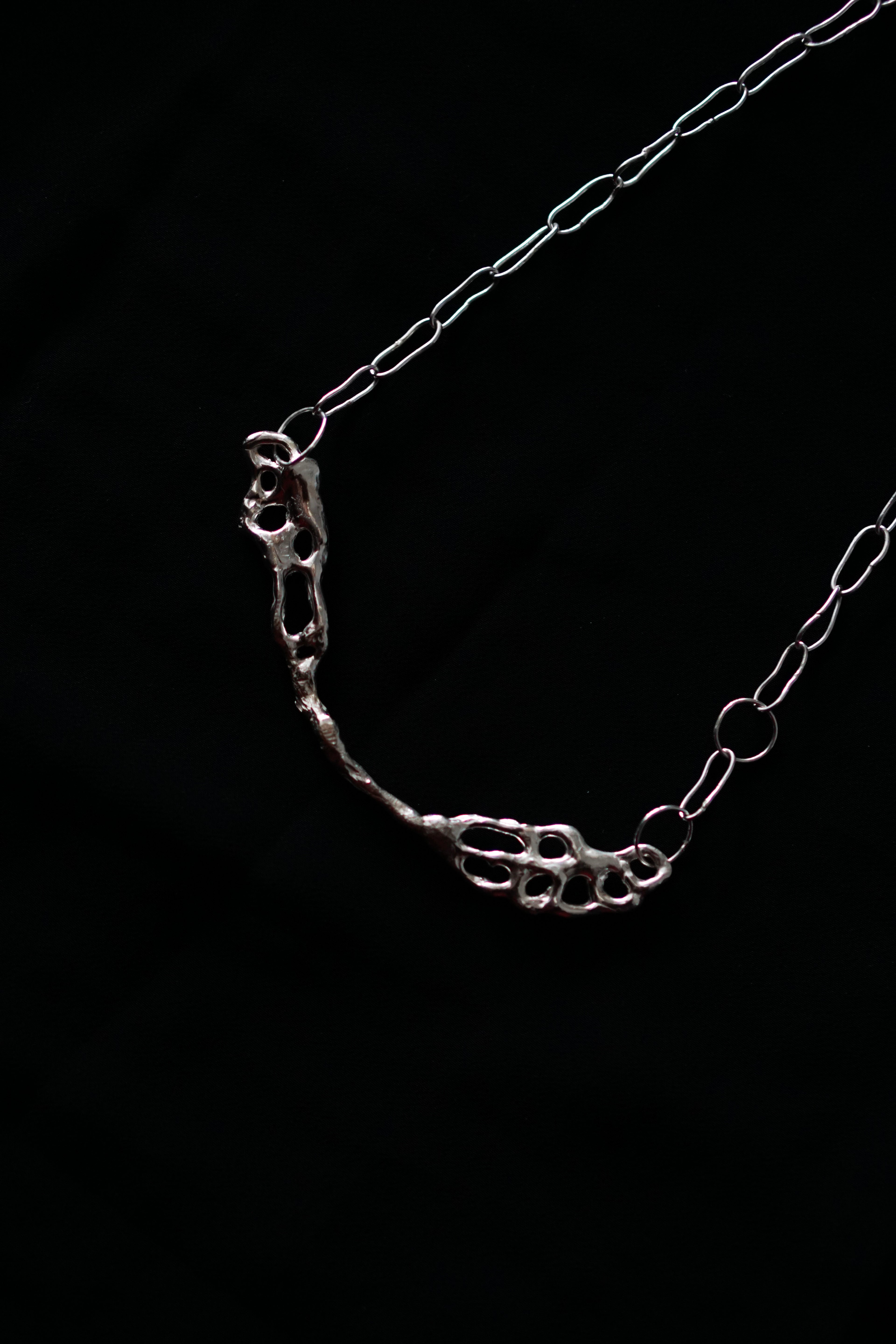 20 Collar |  Necklace Nodo